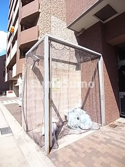 アドバンス神戸プラージュの外観