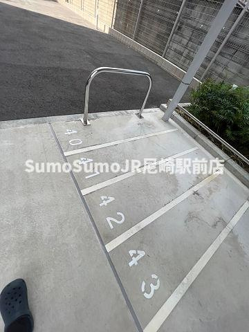 アドバンス大阪ヴェンティ の駐車場|駐車場に車を止められます