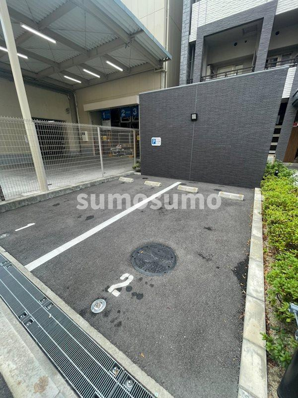 エスリード難波ステーションゲートノーステラスの駐車場|駐車場があります