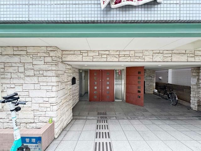 マイナビＳＴＡＹパレス文京湯島（メインステージ御茶ノ水）のエントランス