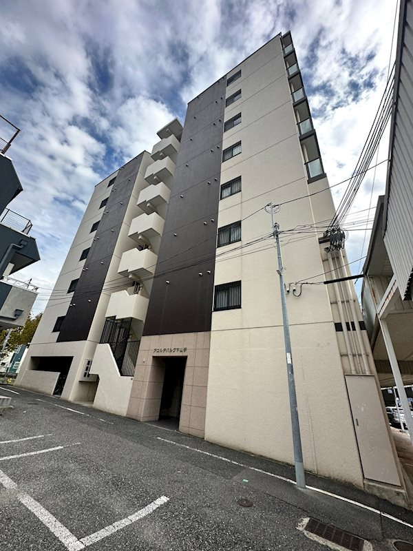 アコルデパルク下山手の外観