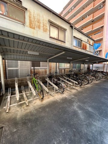 アスヴェル神戸ハーバーサイドの駐車場