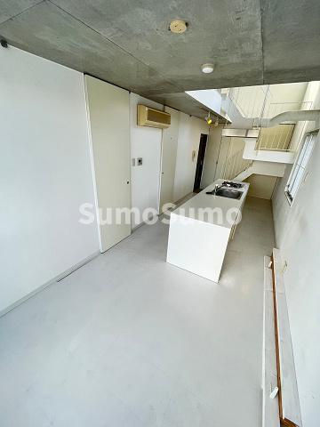 キャトルセゾンの居間・リビング