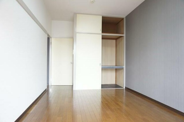 稲城市矢野口の賃貸マンションの寝室|★お部屋探しはオールマイト不動産までご相談下さい♪【044-543-9135】