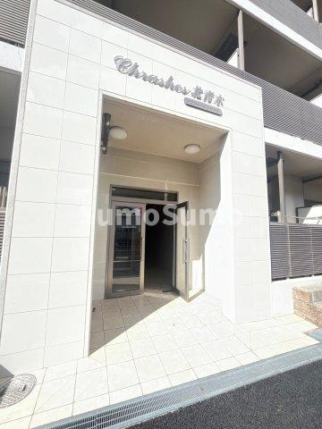 クラシェス北青木のエントランス