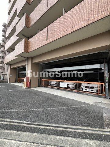 ウィズダムスクウェアの駐車場|駐車場です