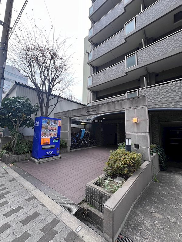 グラマシー立売堀の外観