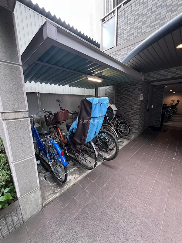グラマシー立売堀の外観