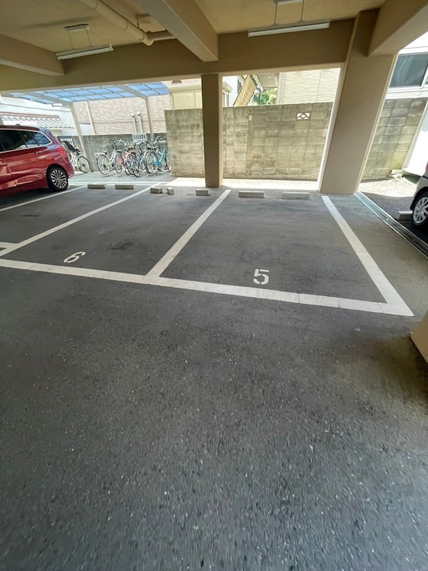 カルム苦楽園の外観