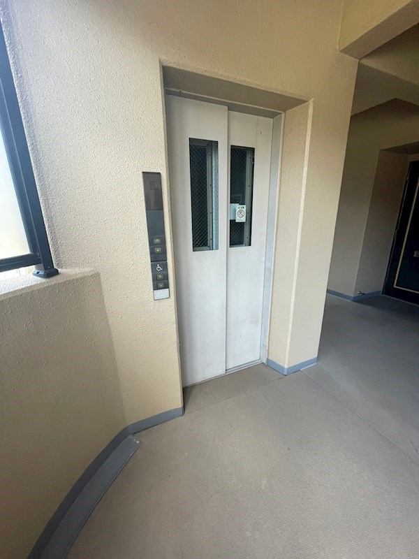 カルム苦楽園の外観