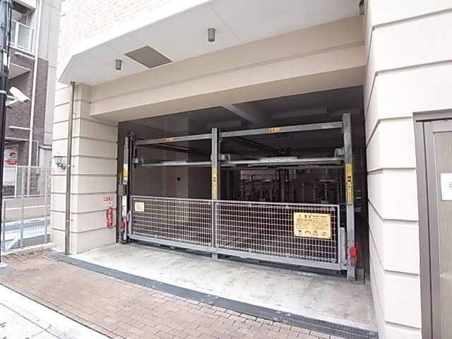 エステムコート三宮駅前Ⅱアデシオンの外観