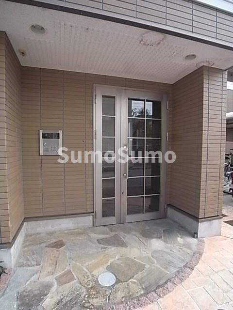 クラールの外観