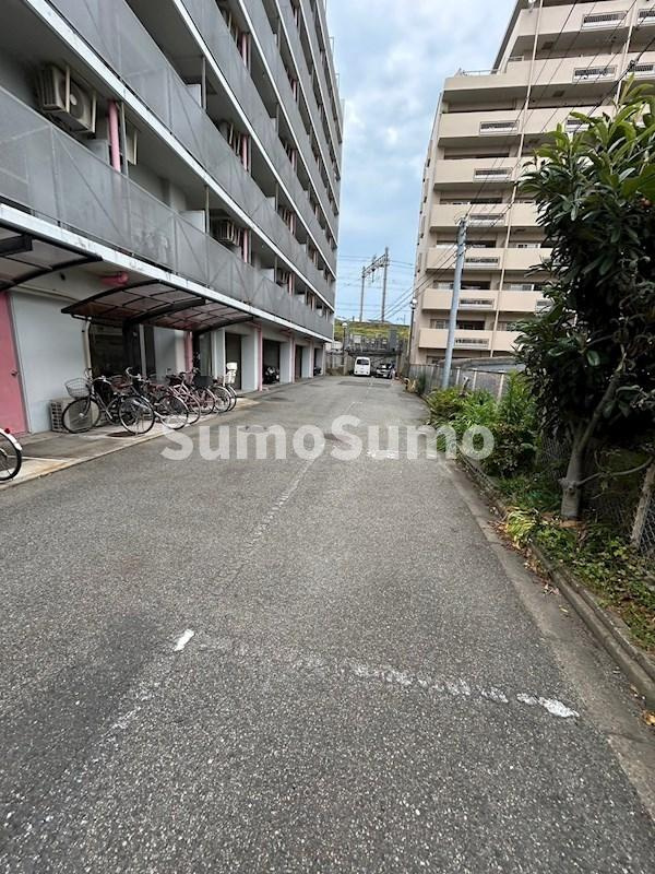キューブ塚口（東塚口町1丁目）の外観