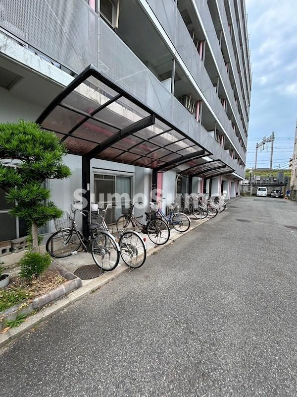 キューブ塚口（東塚口町1丁目）の外観