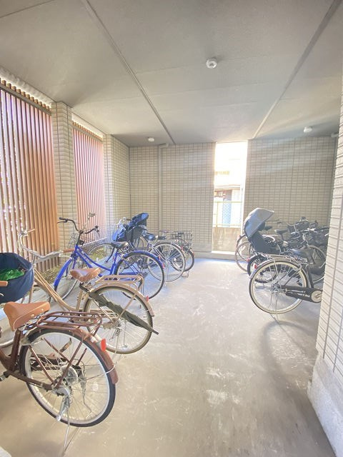 グランディール（七松町2丁目）の外観