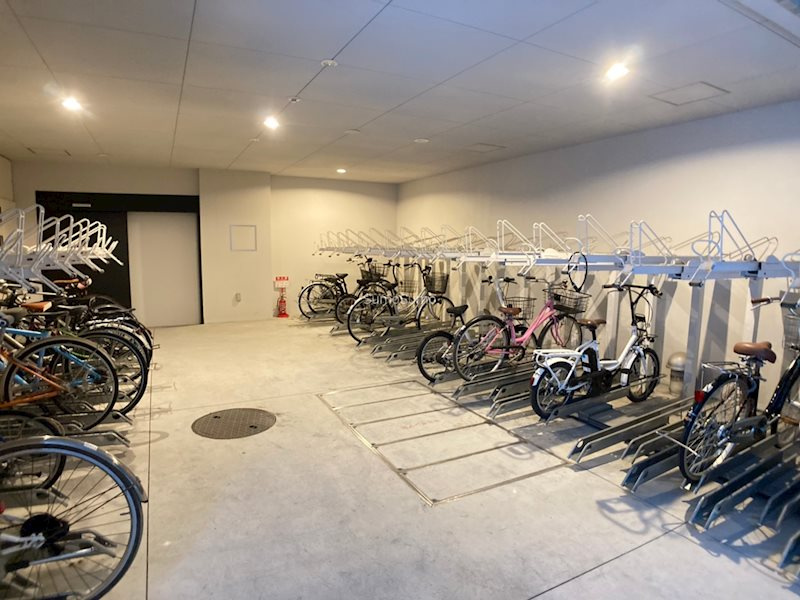 ガリレオ新町の駐車場