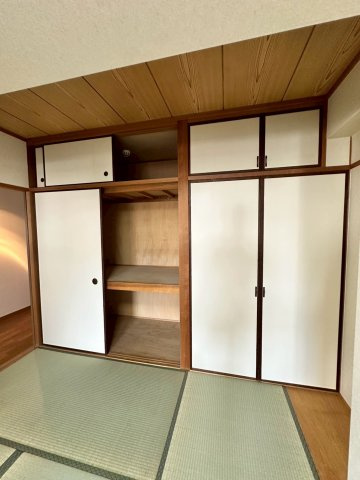 イソダマンションの収納