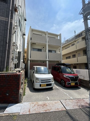 アロハ灘の駐車場