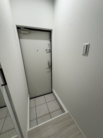 あんしん+明神町08-3007の玄関