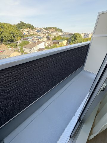 あんしん+明神町08-3007のバルコニー