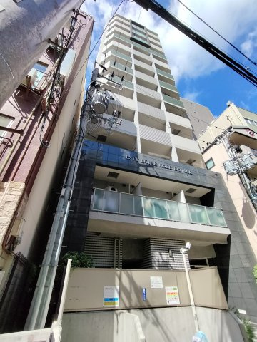 エスティ・ロアール神戸駅前の外観