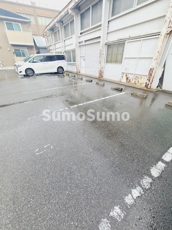 アンバーキューブB棟の外観