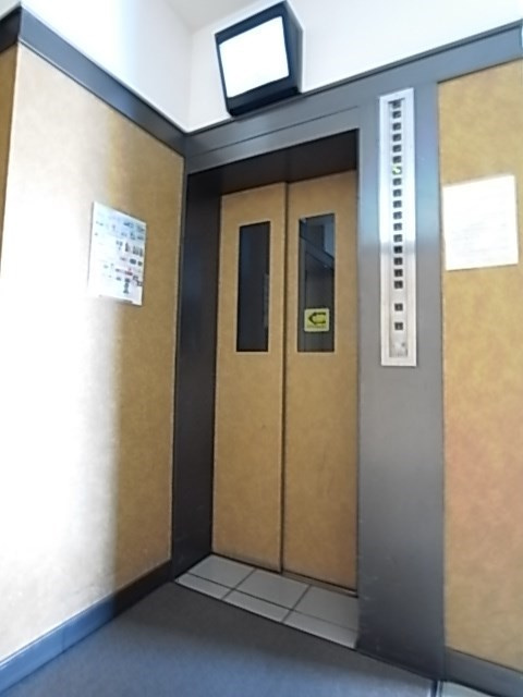 インターフェルティR2甲子園の外観