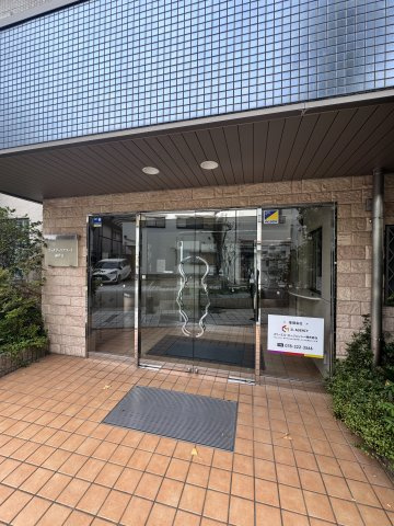 ウィスティリアコート神戸Ⅱのエントランス