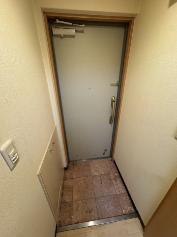ウィスティリアコート神戸Ⅱの玄関