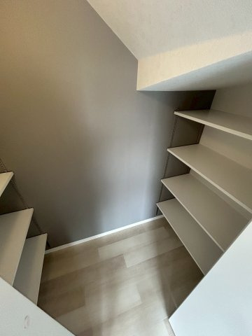 エスタ西宮の収納