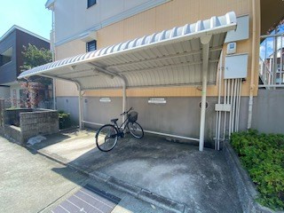 イーストハイツ甲南の外観