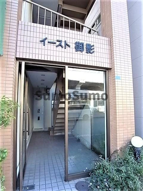 イースト御影のエントランス