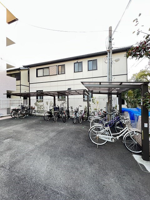 アンバサダーの外観