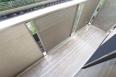 【バルコニー】 | ジェネシス　Ⅷ番館 | バルコニーからの眺めを楽しみながら食事をしませんか