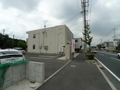 【駐車場】 | ジェネシス　Ⅷ番館 | 駐車場があるので、車を買う予定の方も安心です