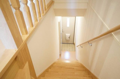 【玄関】 | ジェネシス　Ⅷ番館 | きれいな玄関です