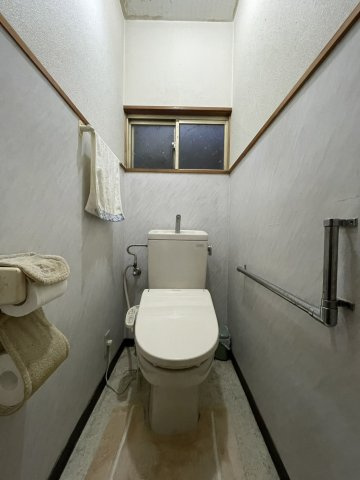 栃木市薗部町/周辺商業施設多数♪県道すぐ傍、駐車2台可のお得な物件♪のトイレ|清潔感のあるトイレです