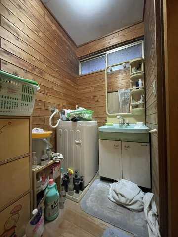 栃木市薗部町/周辺商業施設多数♪県道すぐ傍、駐車2台可のお得な物件♪の脱衣所