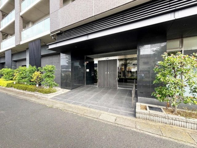 【エントランス】 | サーパス春日部中央レジデンス