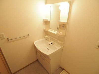 【洗面所】 | フィーノヴィラⅡ | 使いやすい洗面所です