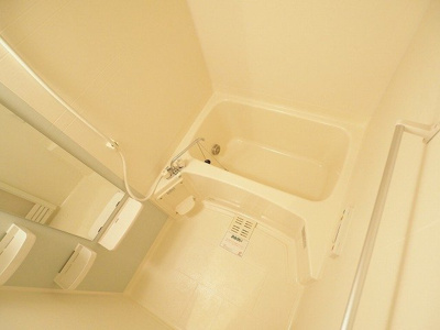 【浴室】 | フィーノヴィラⅡ | ◆不動産すまラボの新プラン◆入居時の費用負担が0円で入居可能♪お気軽にお尋ねください♪