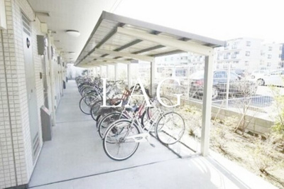 【その他】 | ジェノヴィア原木中山 | 駐輪場です。