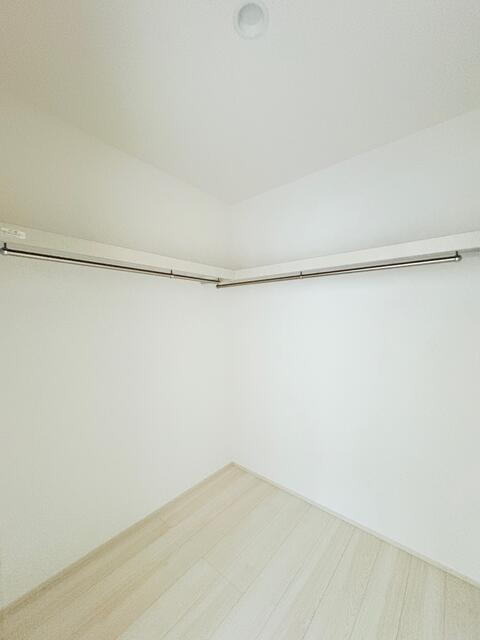 ハートフルタウン宇都宮市今泉新町267番　新築一戸建ての洋室