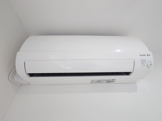 THE NOBLES 諏訪野町Ⅱの内装|エアコン付きです★