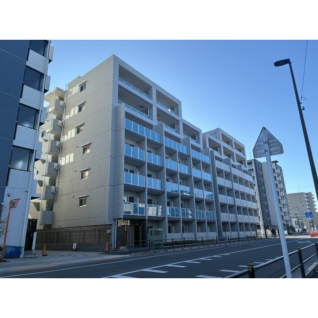 アーバハイツ六町環七北通りの外観