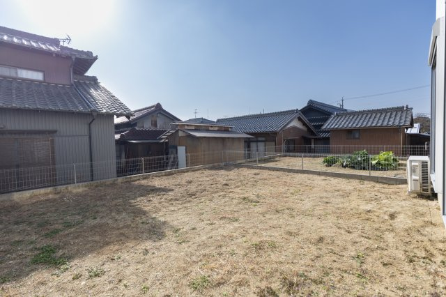 【庭】 | 小牧市大字上末字南中３００８番地１０