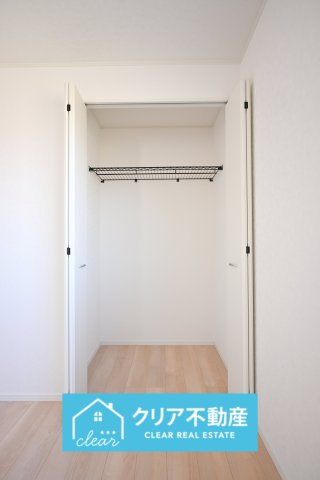 【洋室】 | 桐生市相生町第17　クレイドルガーデン　1号棟 | ウォークインクローゼットも完備しています！