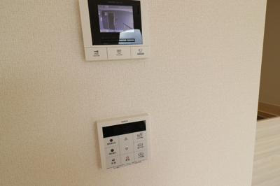 【その他】 | PREMILIFE新川 | 303　モニター付きインターホン