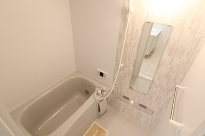 【浴室】 | PREMILIFE新川 | 303　浴室