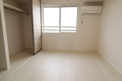 【その他】 | PREMILIFE新川 | 303　洋室